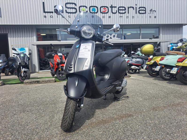 VESPA PRIMAVERA 125 TECH GARANTIE JUSQU'À NOVEMBRE 2026