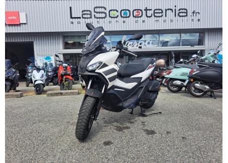 APRILIA SR GT 125