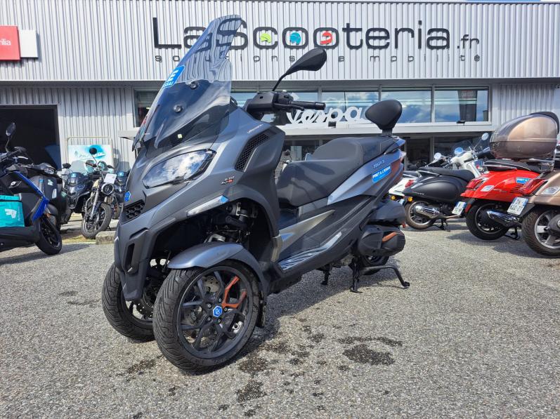 PIAGGIO MP3 530 HPE EXCLUSIVE