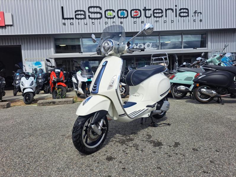 VESPA PRIMAVERA 125 YATCH